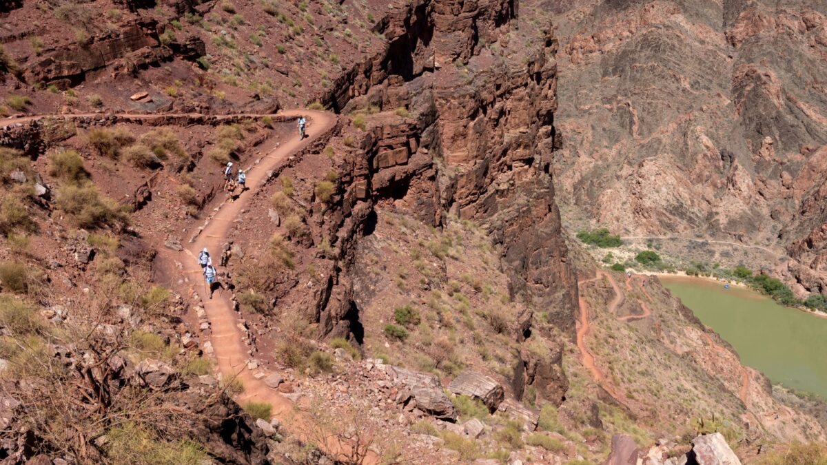 Hikers descending the South Kaibab Trail. PC LCisneros