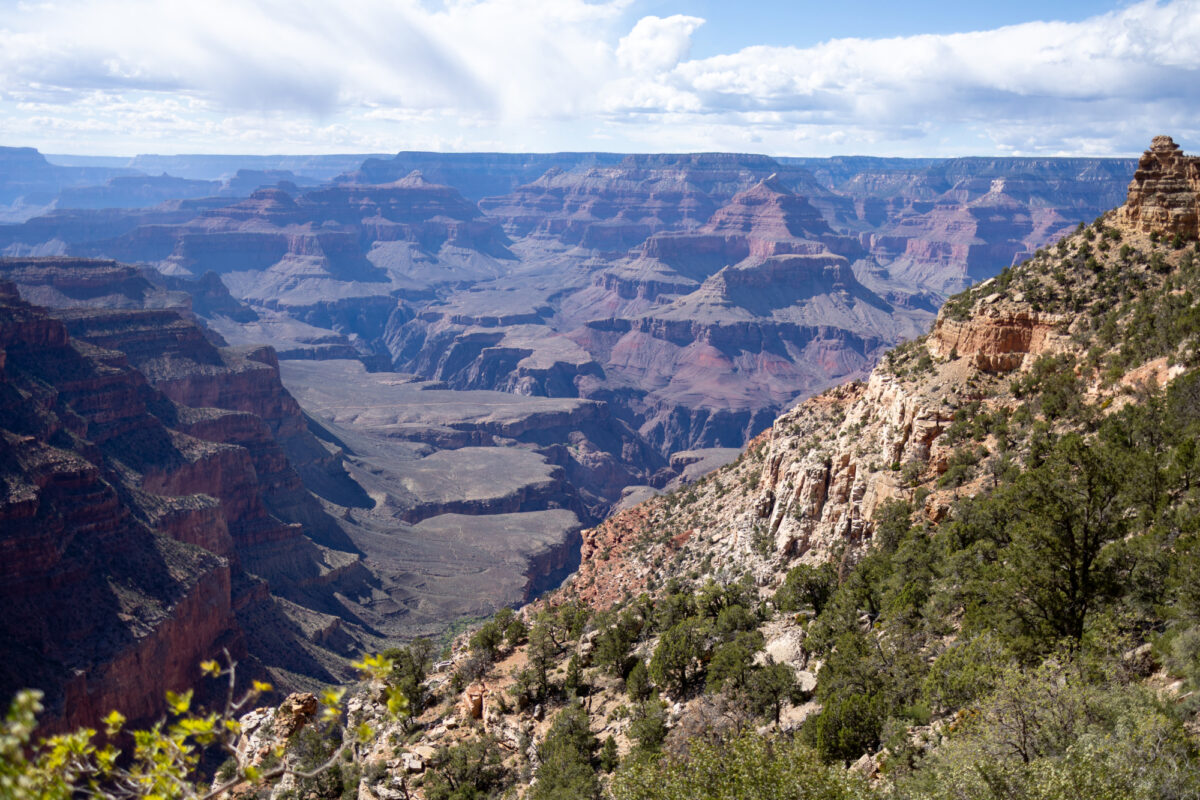 Bright Angel Trail in Spring - Photo GCC LCisneros
