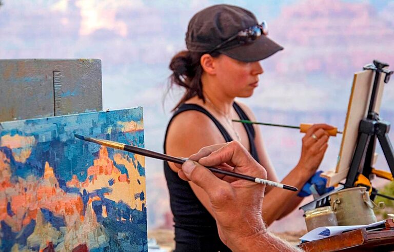 Michelle Condrat painting on the South Rim Grand Canyon Celebration of Art, NPS/Michael Quinn