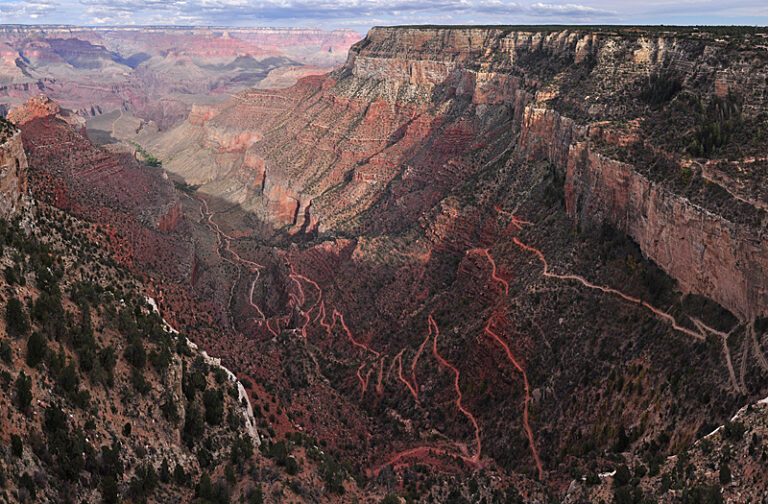 Bright Angel Trail overhead look of Grand Canyon NPS photo 2017