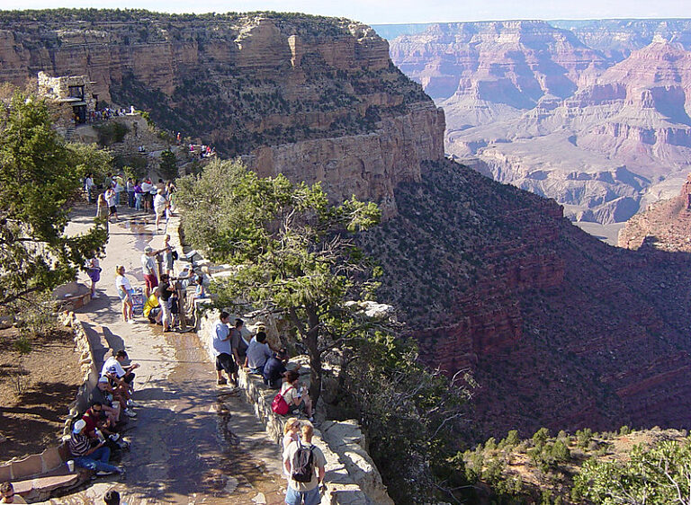 South Rim Historic Village. Visitors walk along the rim.